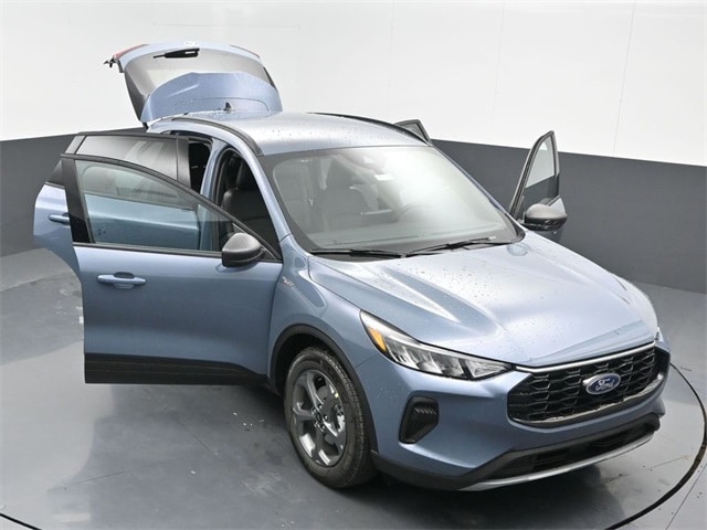 new 2025 Ford Escape car, priced at $31,135