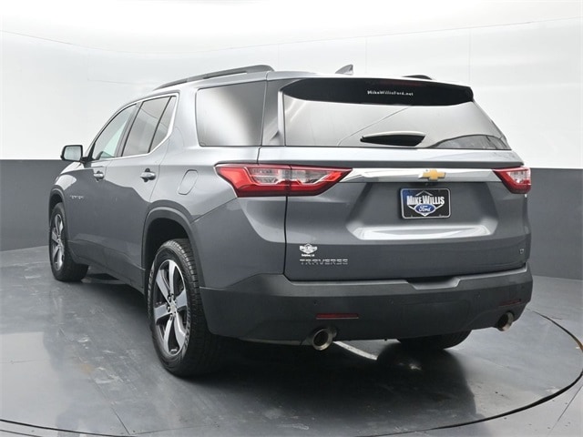 used 2020 Chevrolet Traverse car, priced at $23,582