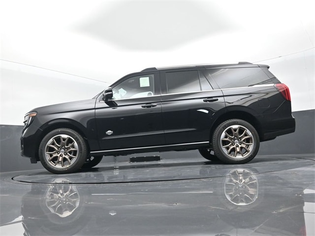 new 2025 Ford Expedition car, priced at $86,795