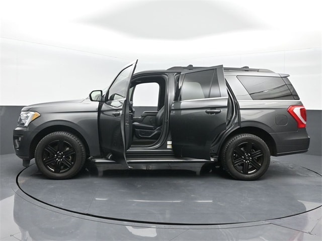 used 2020 Ford Expedition car, priced at $27,986