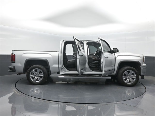 used 2018 GMC Sierra 1500 car, priced at $32,180