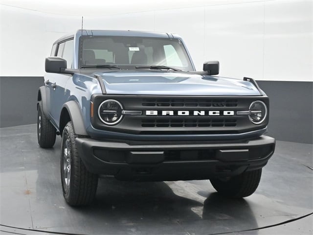 new 2025 Ford Bronco car, priced at $47,095