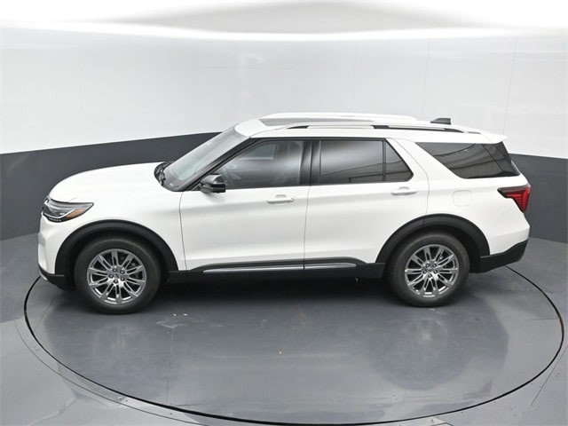 new 2025 Ford Explorer car, priced at $50,686