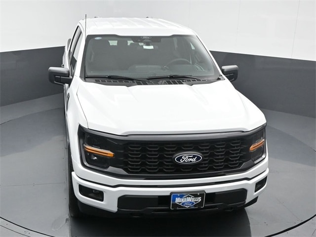 new 2024 Ford F-150 car, priced at $47,372