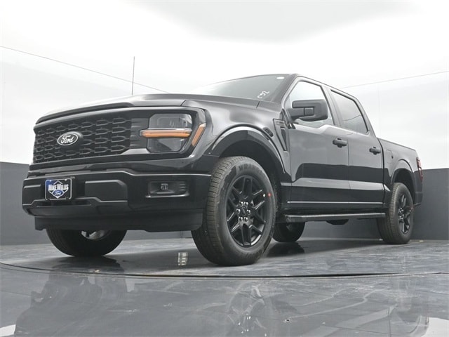 new 2025 Ford F-150 car, priced at $49,365