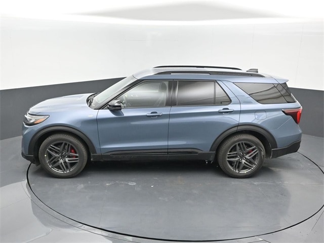 new 2025 Ford Explorer car, priced at $45,075