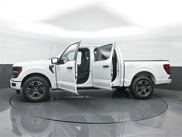 new 2025 Ford F-150 car, priced at $43,169