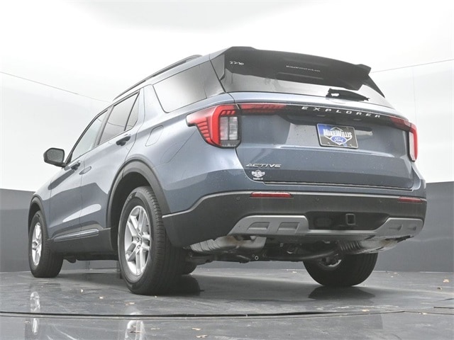 new 2025 Ford Explorer car, priced at $42,205