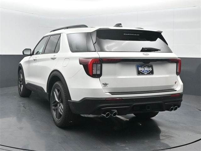 new 2025 Ford Explorer car, priced at $58,155