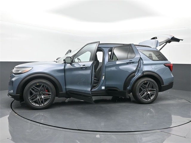 new 2025 Ford Explorer car, priced at $54,850