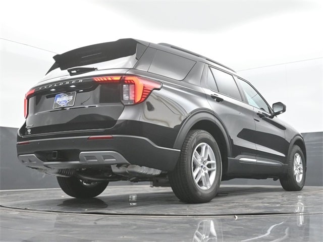 new 2025 Ford Explorer car, priced at $41,210