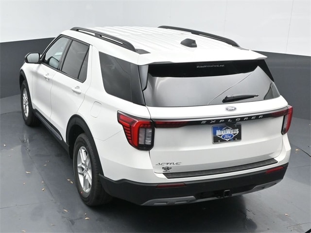 new 2025 Ford Explorer car, priced at $42,105