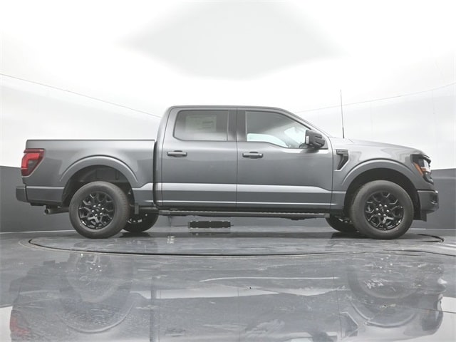 new 2024 Ford F-150 car, priced at $51,305