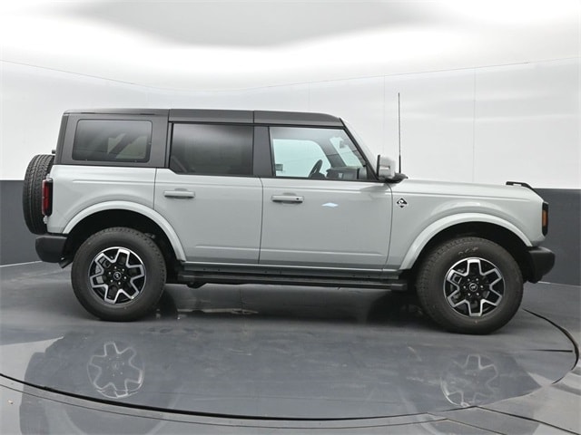 new 2024 Ford Bronco car, priced at $51,750