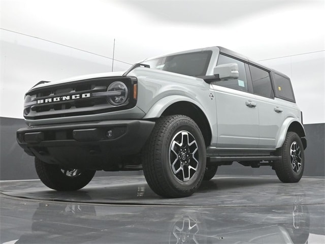 new 2024 Ford Bronco car, priced at $51,750