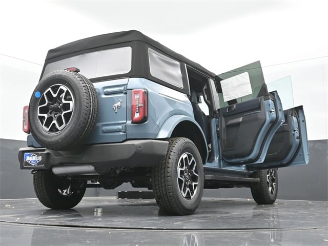 used 2023 Ford Bronco car, priced at $43,254
