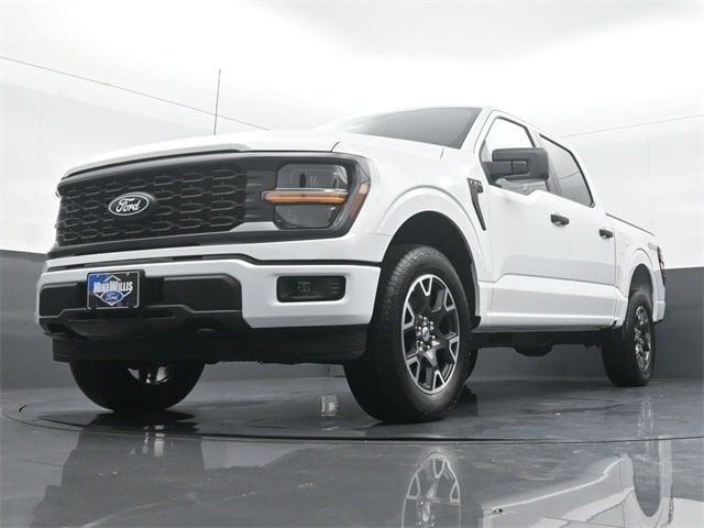 new 2024 Ford F-150 car, priced at $47,372