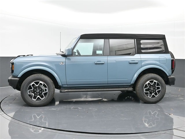 new 2023 Ford Bronco car, priced at $42,425