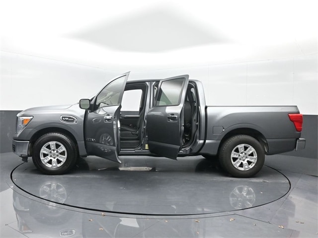 used 2017 Nissan Titan car, priced at $18,702