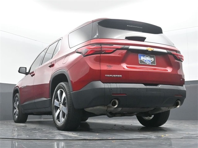 used 2022 Chevrolet Traverse car, priced at $30,194