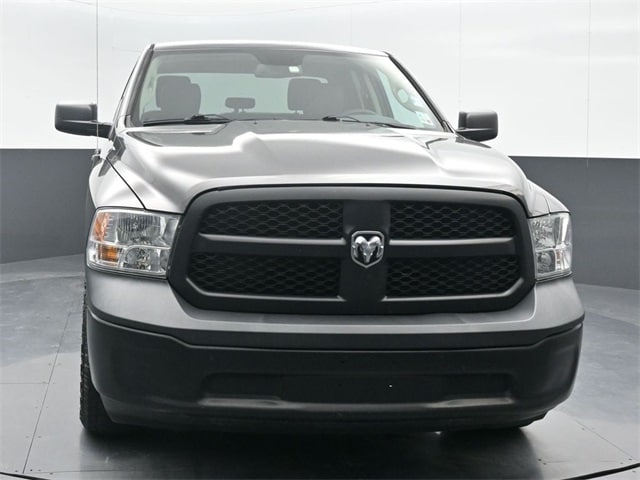 used 2019 Ram 1500 Classic car, priced at $18,554