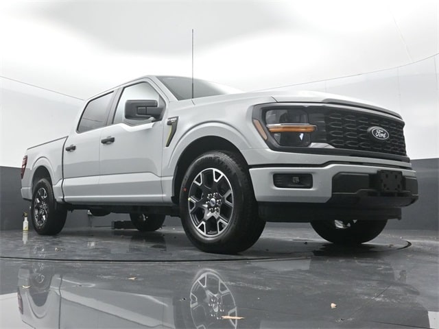 new 2024 Ford F-150 car, priced at $47,120