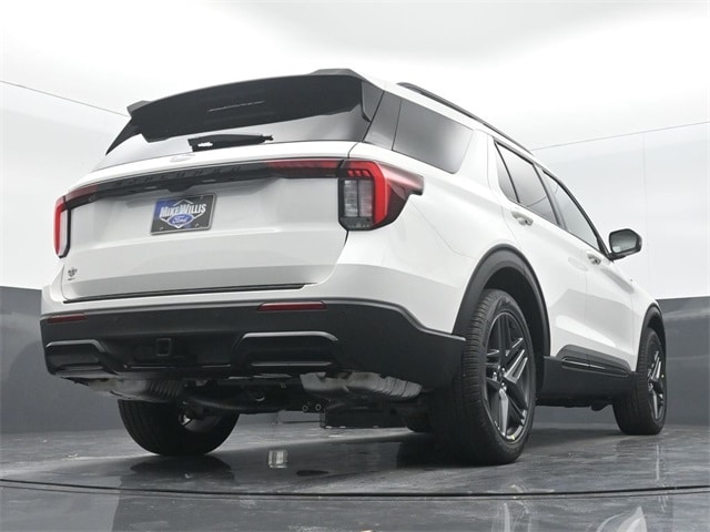 new 2025 Ford Explorer car, priced at $45,860