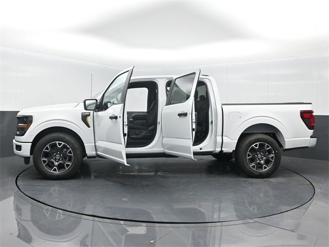 new 2025 Ford F-150 car, priced at $46,640