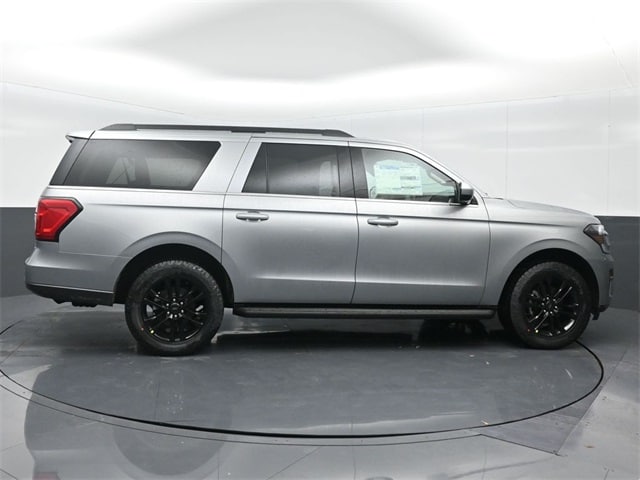 new 2024 Ford Expedition car, priced at $62,980