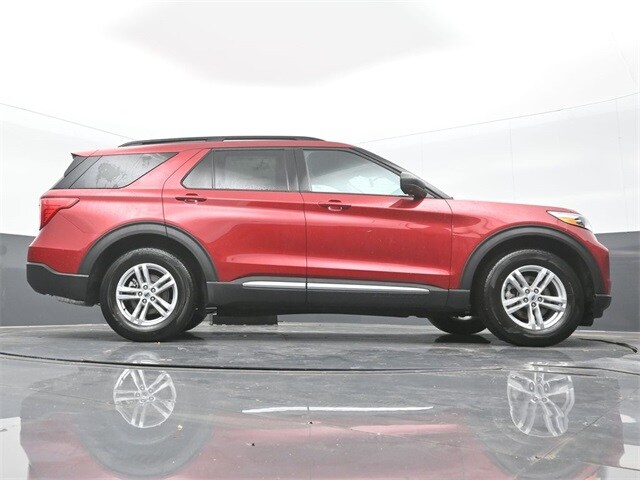 new 2024 Ford Explorer car, priced at $38,140