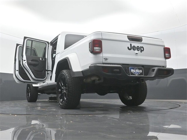 used 2024 Jeep Gladiator car, priced at $37,988
