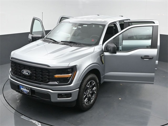 new 2025 Ford F-150 car, priced at $43,083