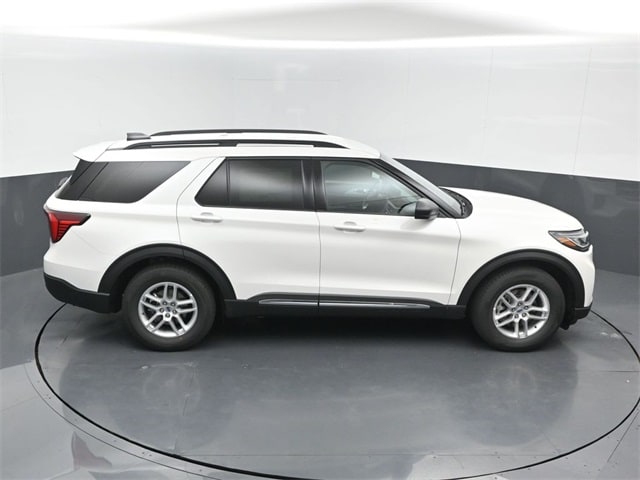 new 2025 Ford Explorer car, priced at $38,440