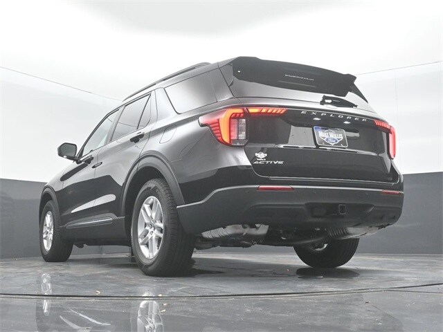 new 2025 Ford Explorer car, priced at $37,645