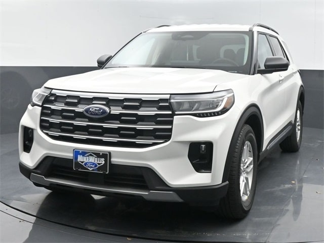 new 2025 Ford Explorer car, priced at $42,105