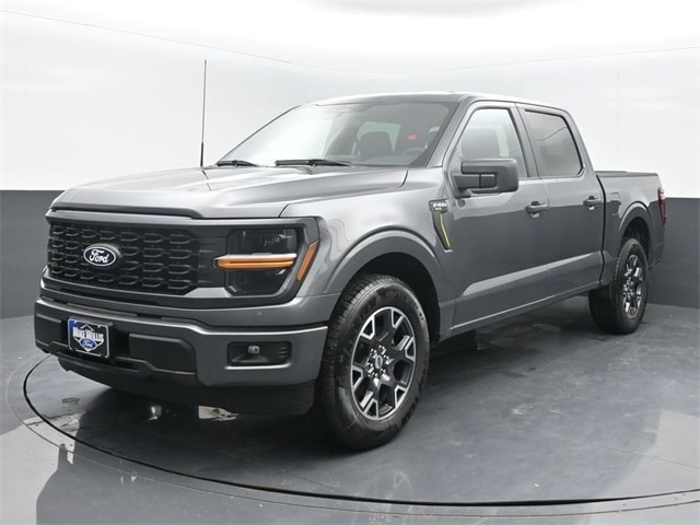 new 2025 Ford F-150 car, priced at $43,083