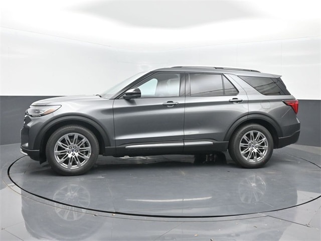new 2025 Ford Explorer car, priced at $50,195