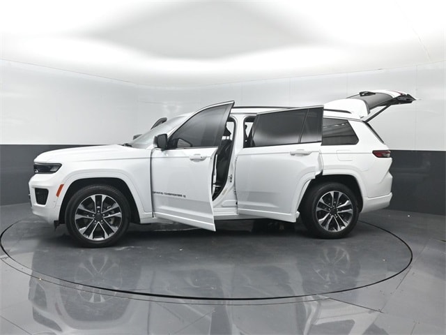 used 2024 Jeep Grand Cherokee L car, priced at $50,988