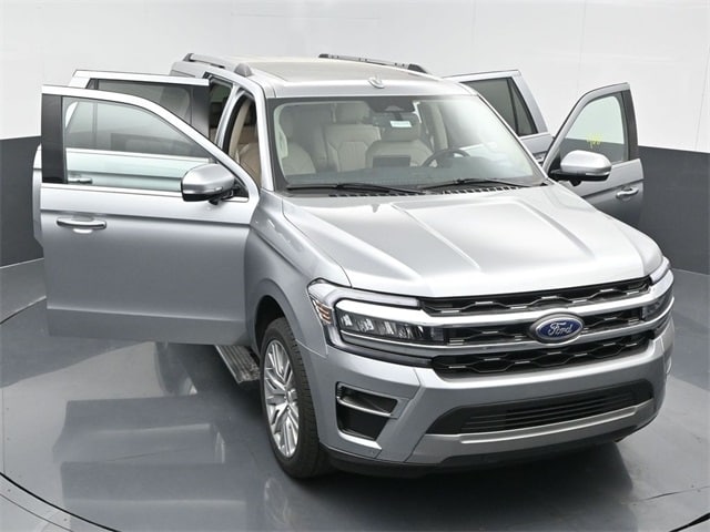 new 2024 Ford Expedition car, priced at $65,300