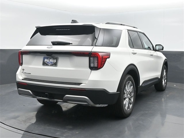 new 2025 Ford Explorer car, priced at $50,686