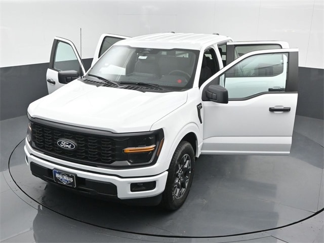 new 2025 Ford F-150 car, priced at $42,130