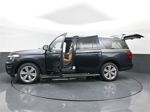 new 2024 Ford Expedition car, priced at $74,535