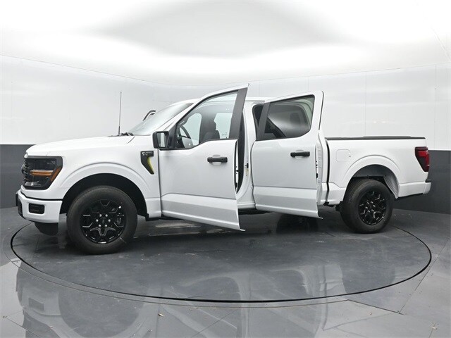 new 2025 Ford F-150 car, priced at $41,751