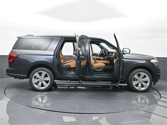 new 2024 Ford Expedition car, priced at $76,430