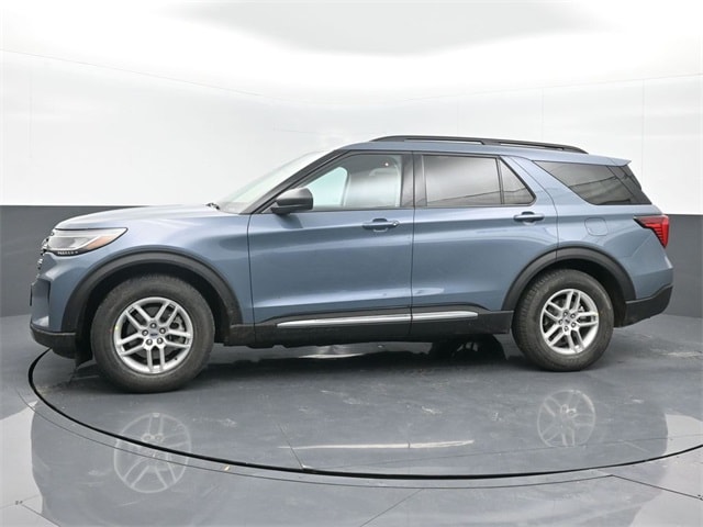 new 2025 Ford Explorer car, priced at $41,805