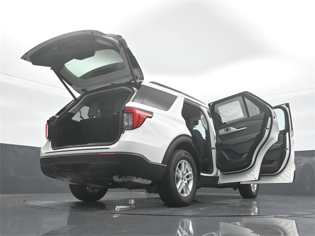 new 2025 Ford Explorer car, priced at $38,440