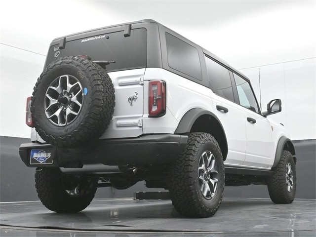 new 2024 Ford Bronco car, priced at $59,685