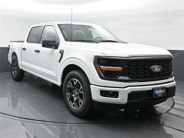 new 2024 Ford F-150 car, priced at $40,570