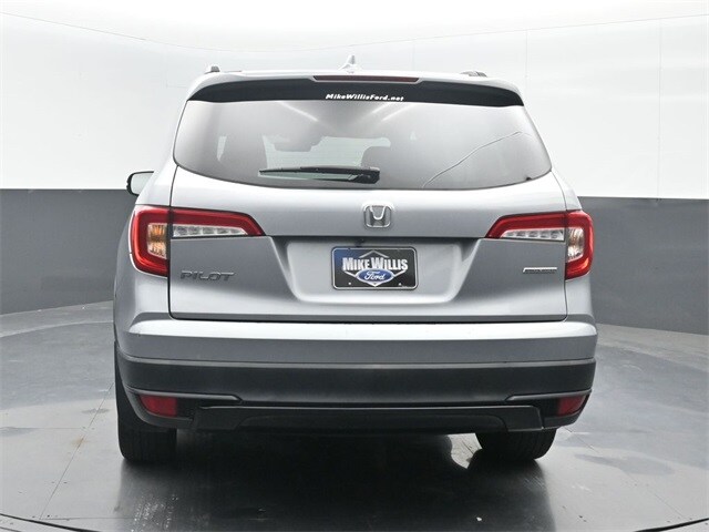 used 2022 Honda Pilot car, priced at $26,900
