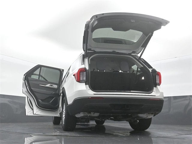new 2025 Ford Explorer car, priced at $38,440